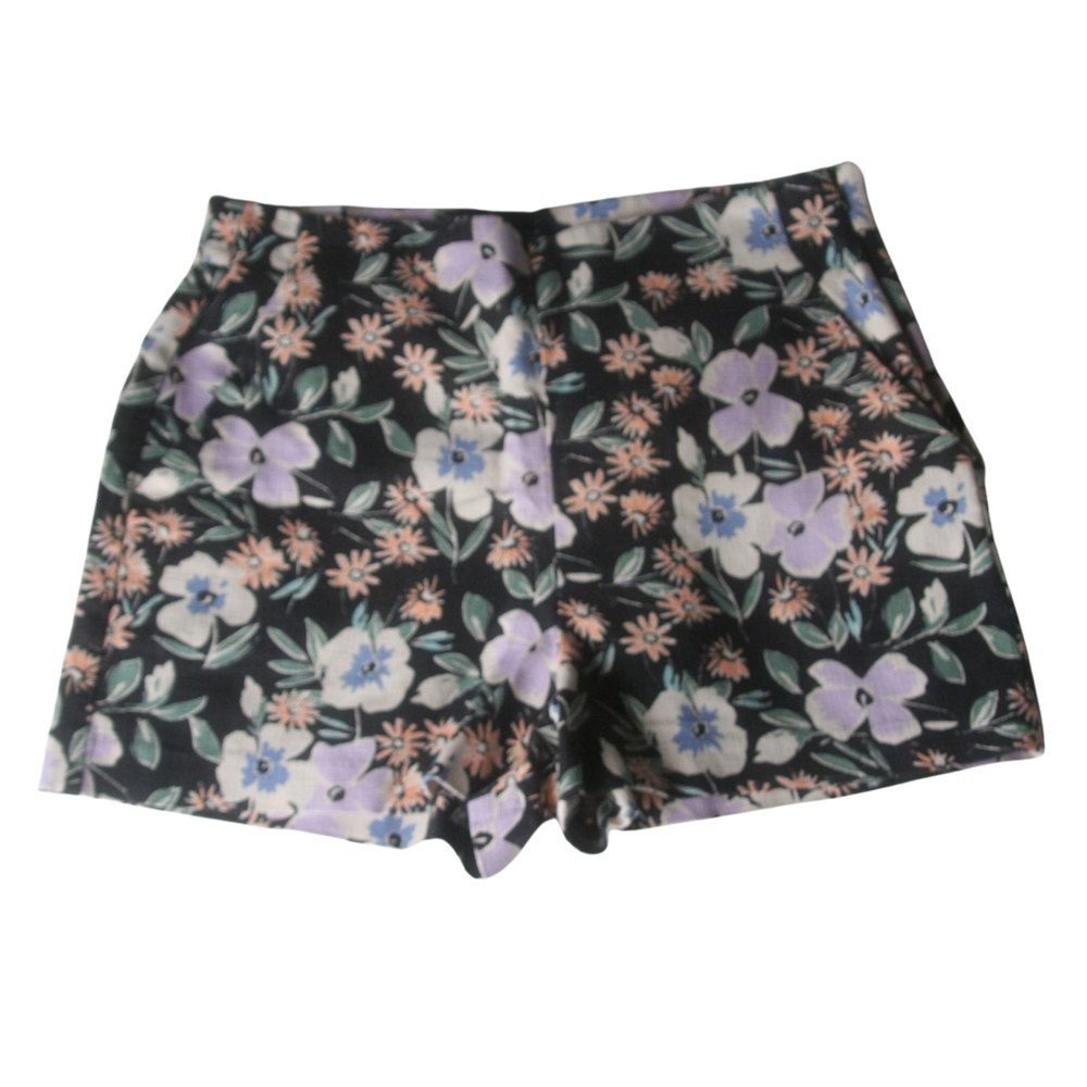 GAP NWT Womens Floral Shorts